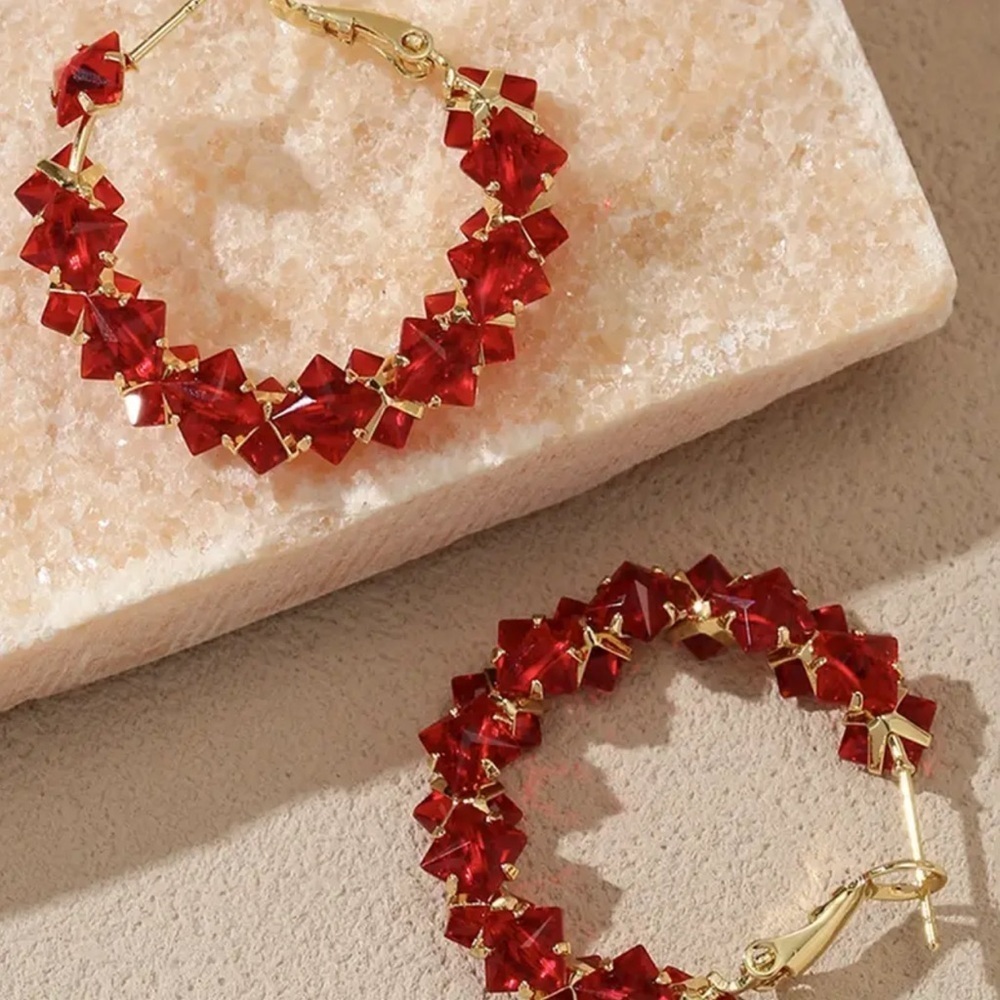NEW! Elegant Red and Gold Hoop Earrings. Christmas Earrings. 🍷 A3-123